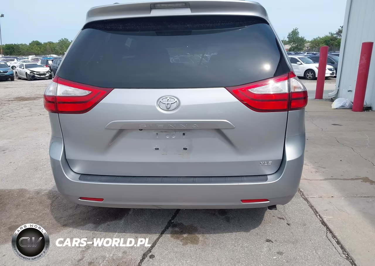 2015 Toyota Sienna Xle 8 Passenger VIN:5TDYK3DC4FS556871 - 16