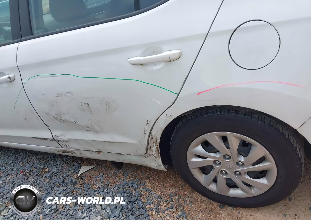2019 Hyundai Elantra Se VIN:5NPD74LF8KH456919 - 6