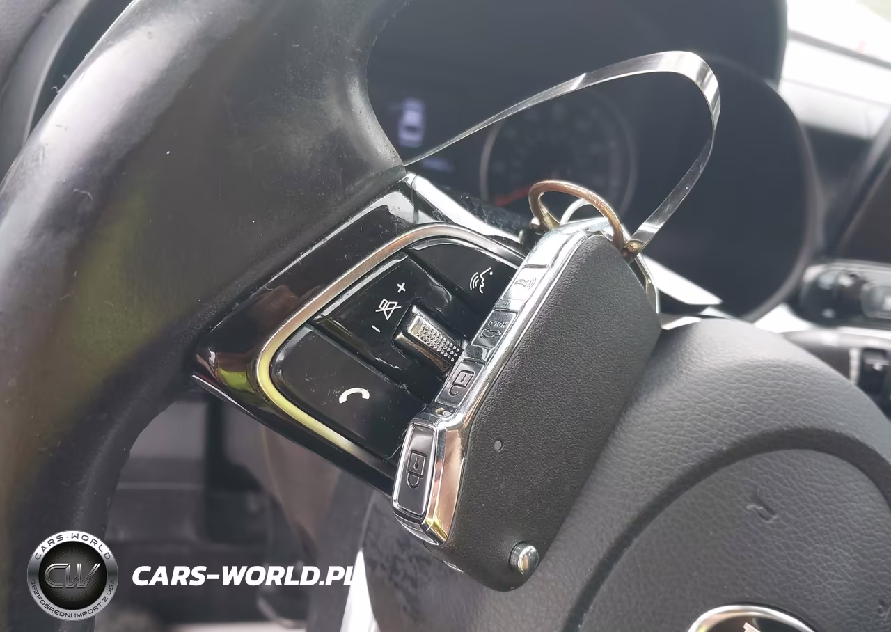 2019 Kia Forte S VIN:3KPF34ADXKE048223 - 11