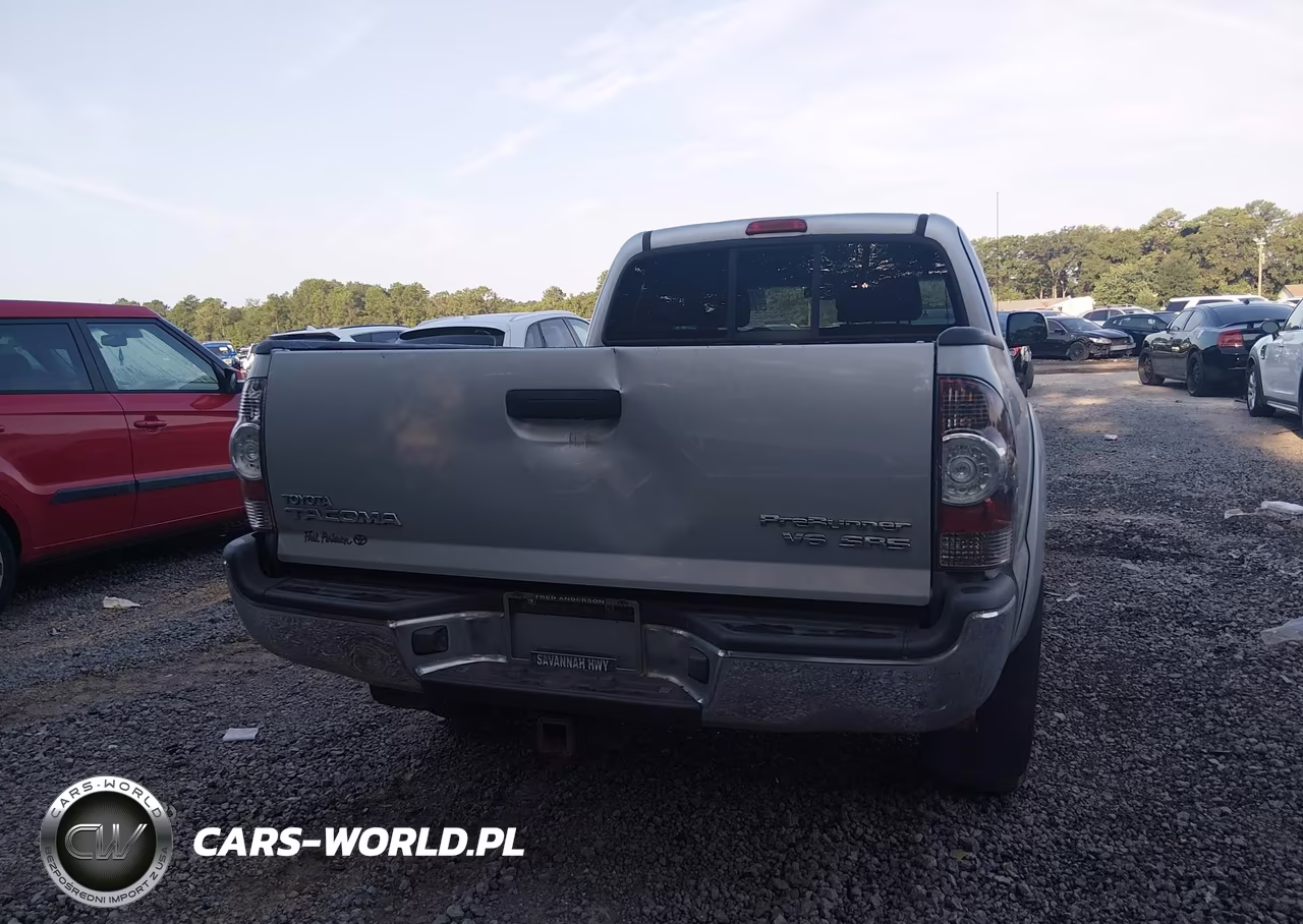 2011 Toyota Tacoma Prerunner V6 VIN:5TFTU4GN7BX009671 - 16