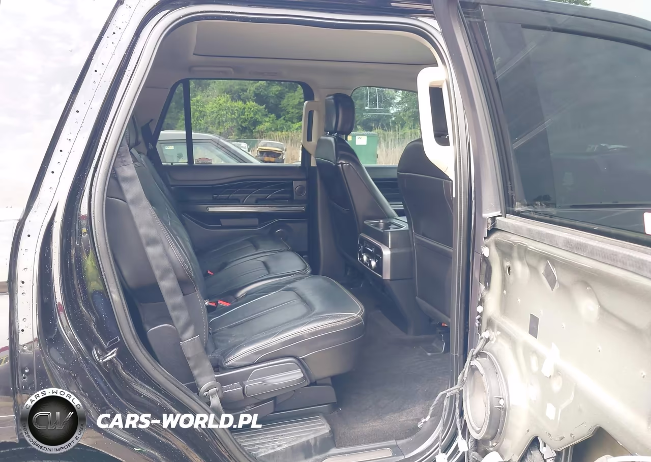 2021 Ford Expedition Platinum VIN:1FMJU1MT9MEA01302 - 8