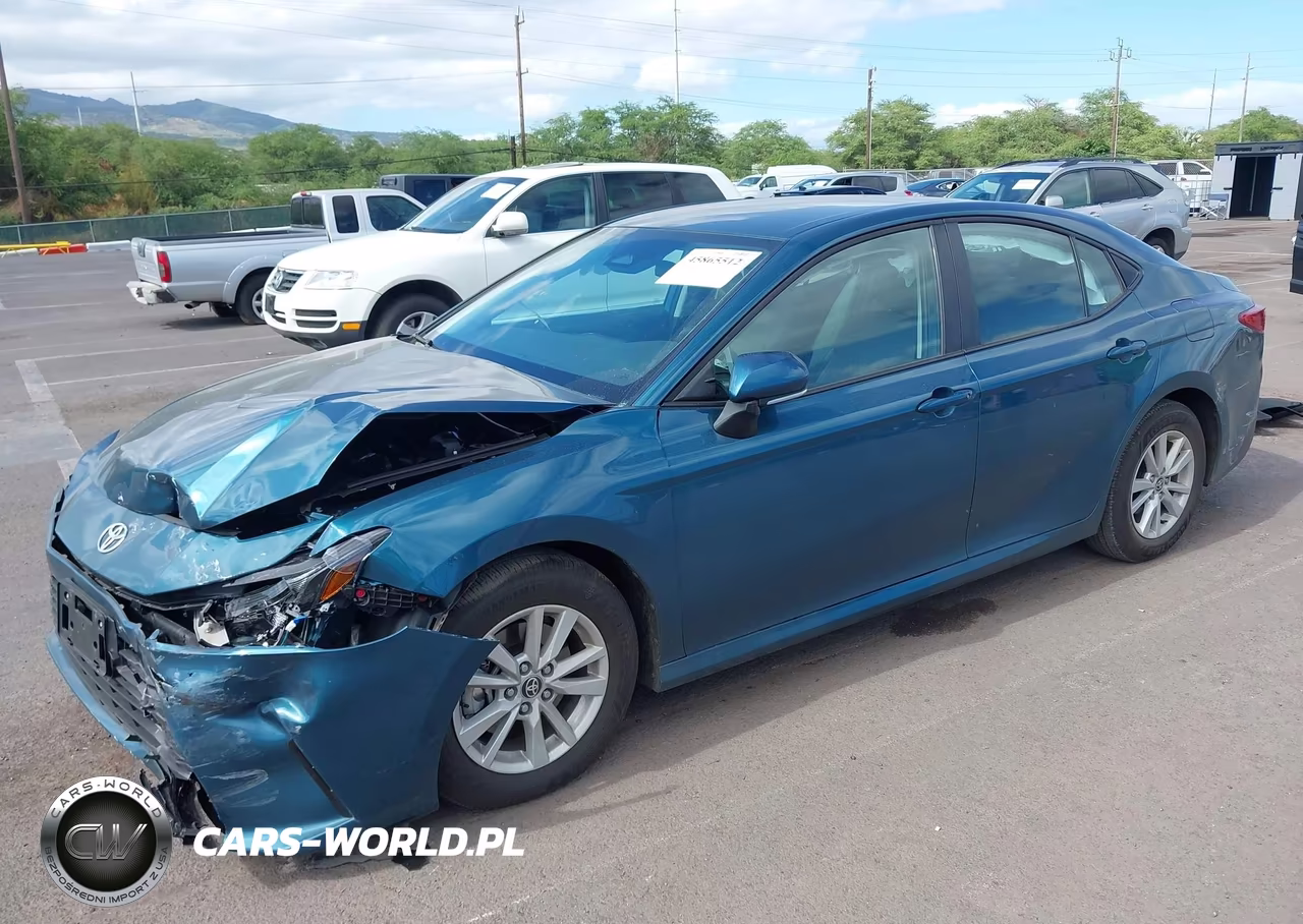 2026 Toyota Camry Le VIN:4T1DAACK5TU266365 - 2