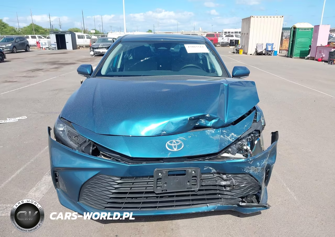 2026 Toyota Camry Le VIN:4T1DAACK5TU266365 - 6