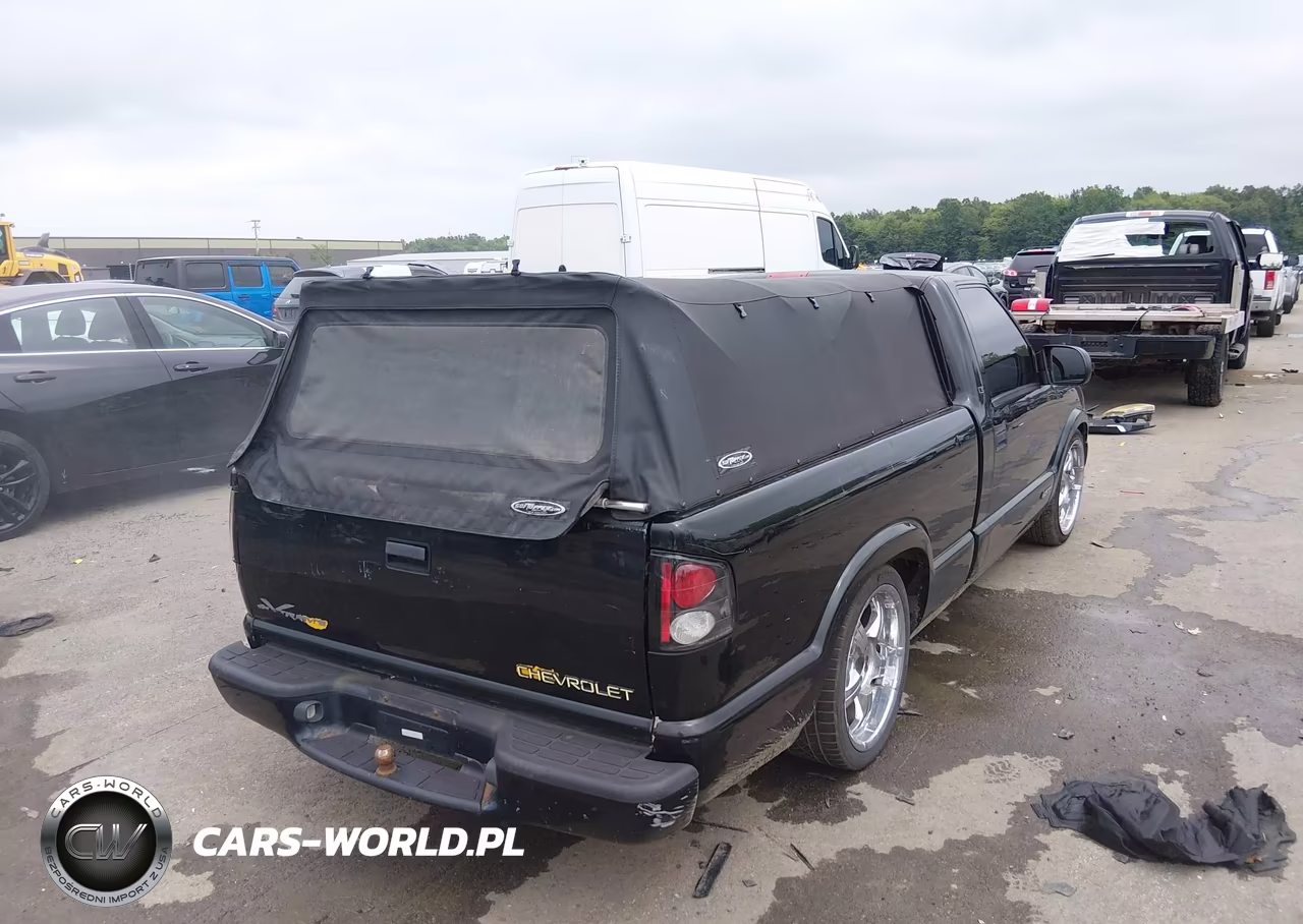 1999 Chevrolet S-10 Ls VIN:1GCCS1445XK146273 - 4