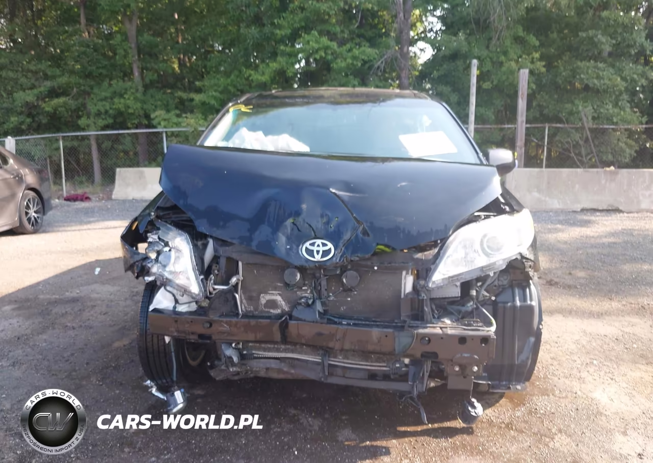 2017 Toyota Sienna Xle 8 Passenger VIN:5TDYZ3DC5HS813809 - 12