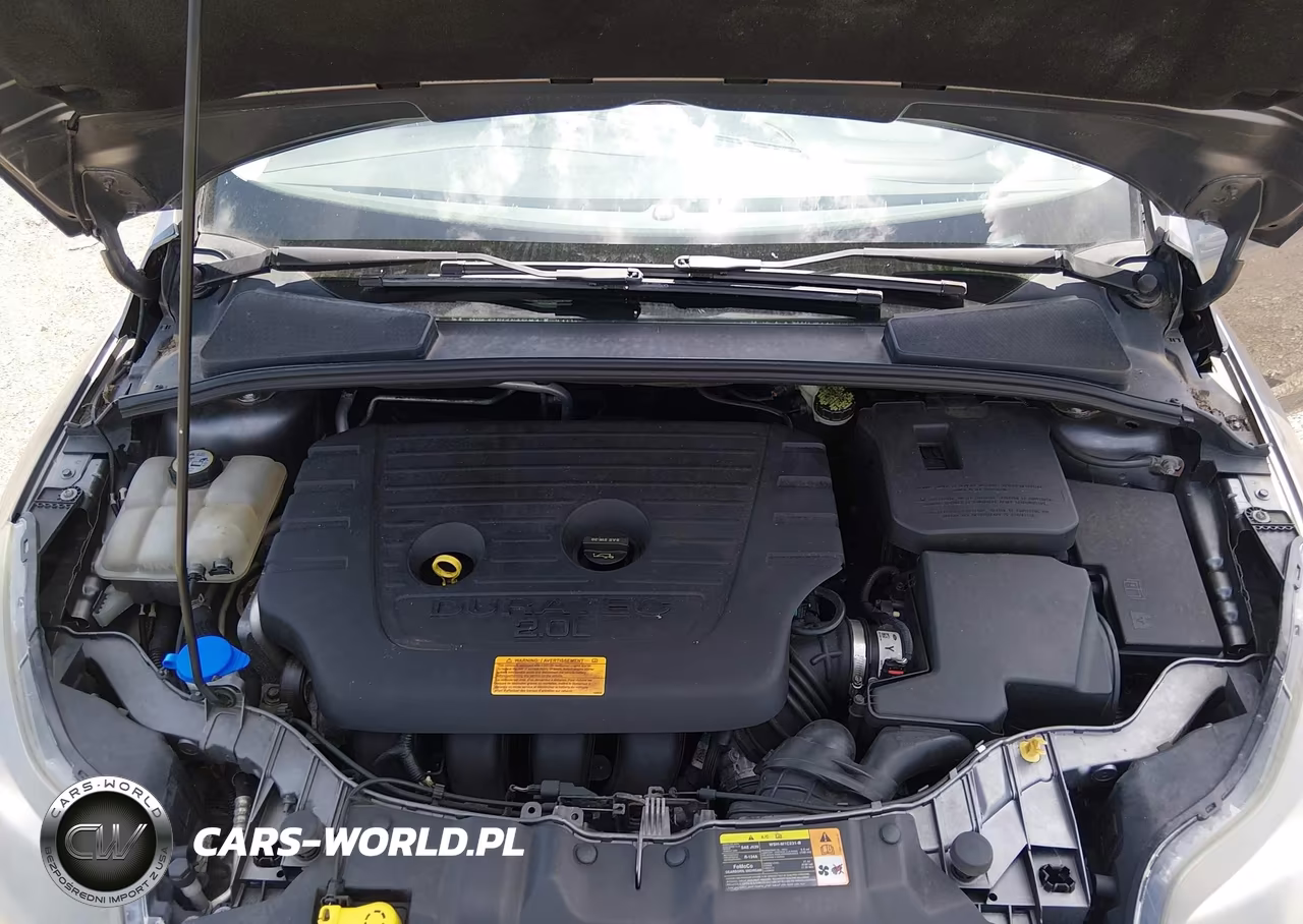 2012 Ford Focus Titanium VIN:1FAHP3N26CL160662 - 10