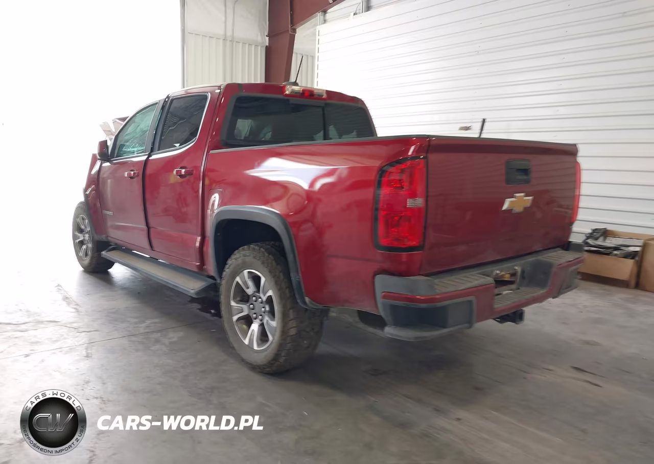 2018 Chevrolet Colorado Z71 VIN:1GCGTDENXJ1126282 - 3