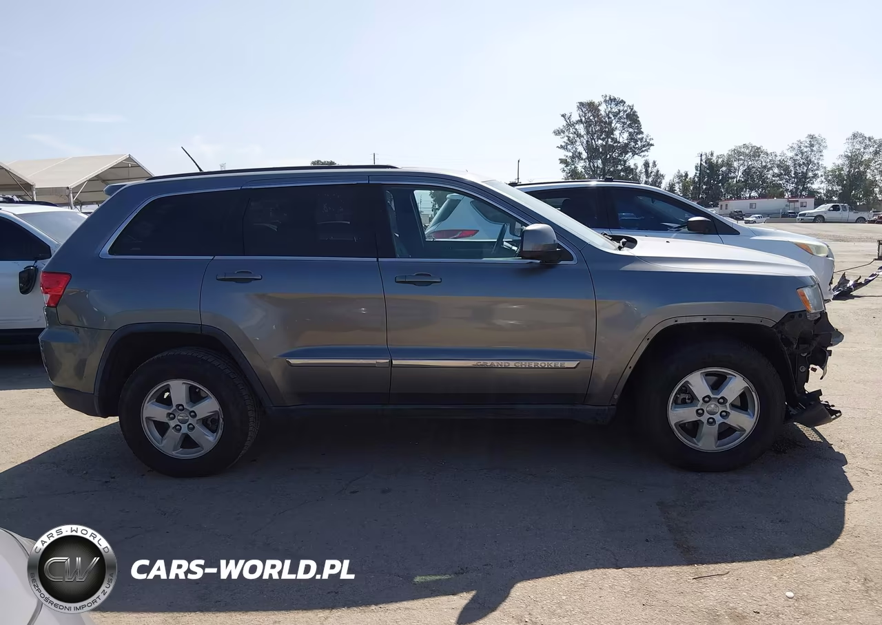 2013 Jeep Grand Cherokee Laredo VIN:1C4RJEAG9DC612649 - 14