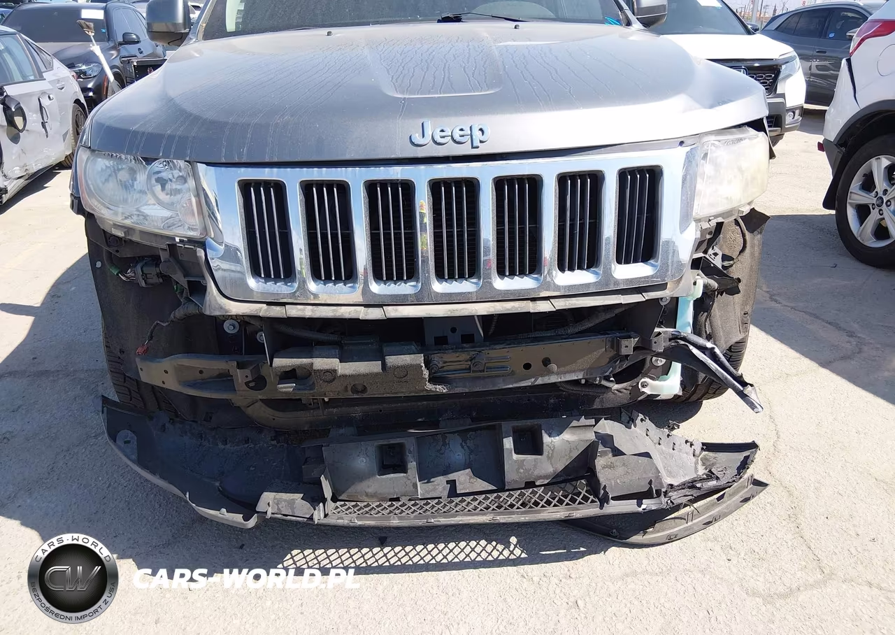2013 Jeep Grand Cherokee Laredo VIN:1C4RJEAG9DC612649 - 6