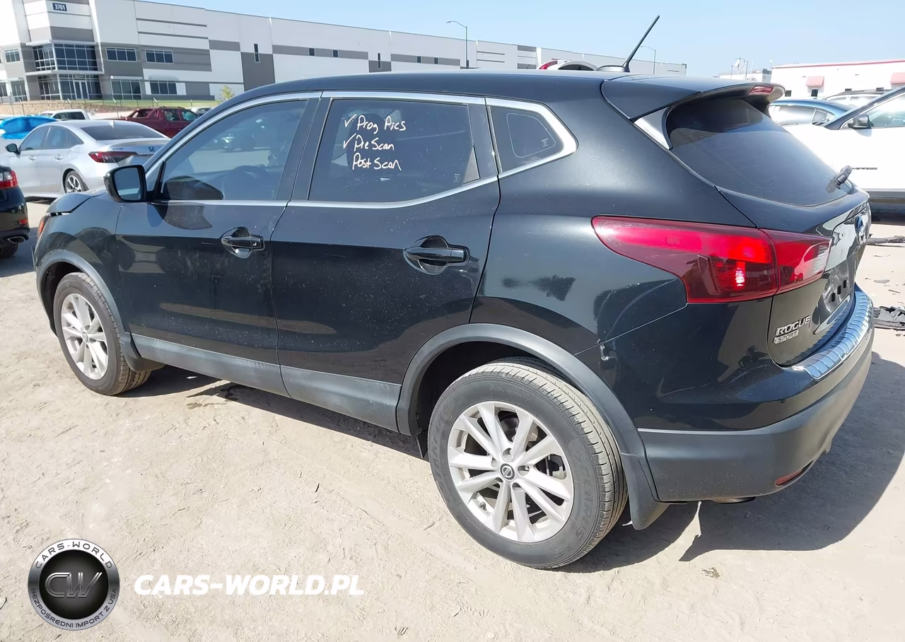 2019 Nissan Rogue Sport S VIN:JN1BJ1CP6KW526513 - 3