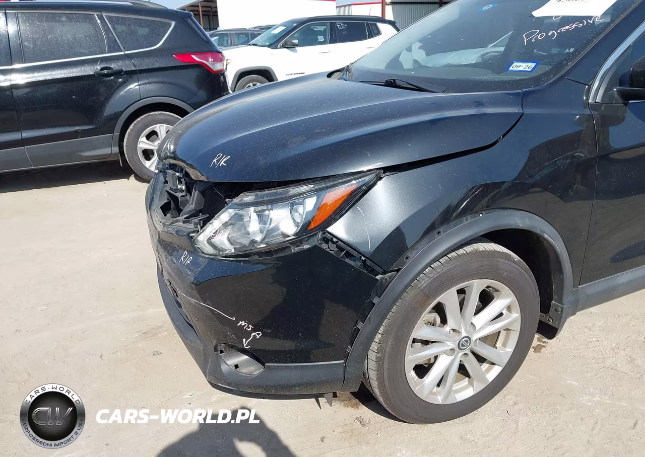 2019 Nissan Rogue Sport S VIN:JN1BJ1CP6KW526513 - 6