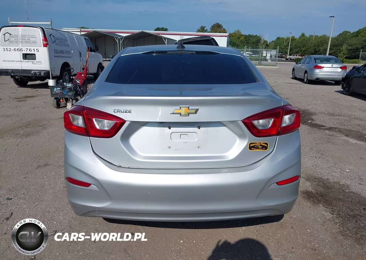 2019 Chevrolet Cruze Diesel VIN:1G1BJ5SM0K7105420 - 17