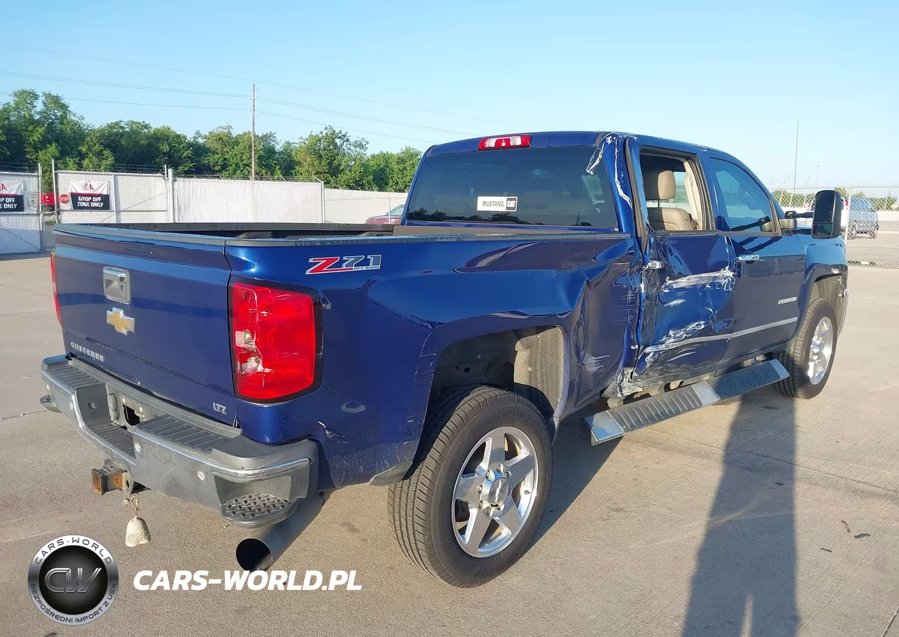 2015 Chevrolet Silverado 2500Hd Ltz VIN:1GC1KWE82FF108917 - 4
