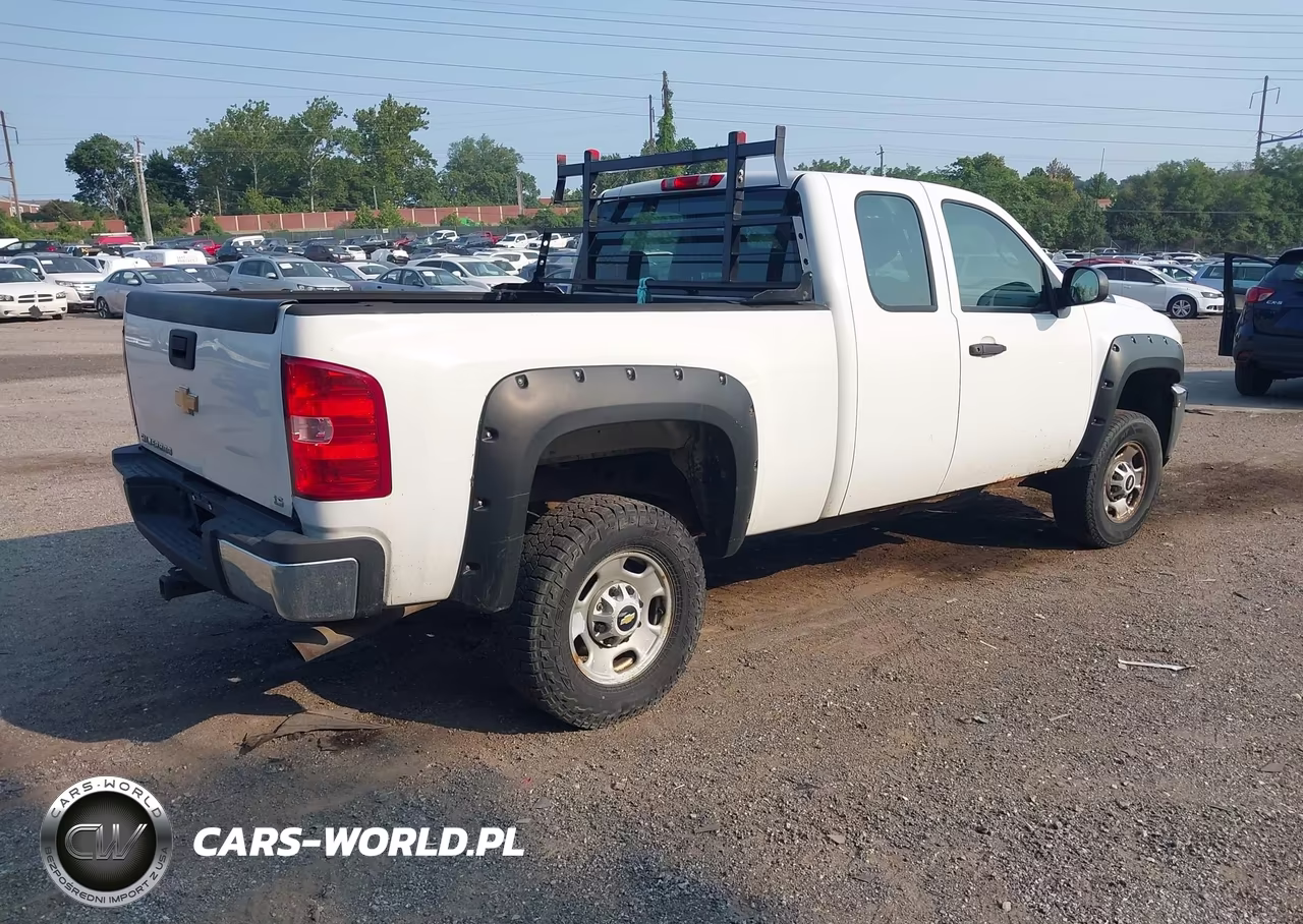 2011 Chevrolet Silverado 2500Hd Work Truck VIN:1GC2KVCG5BZ193978 - 4