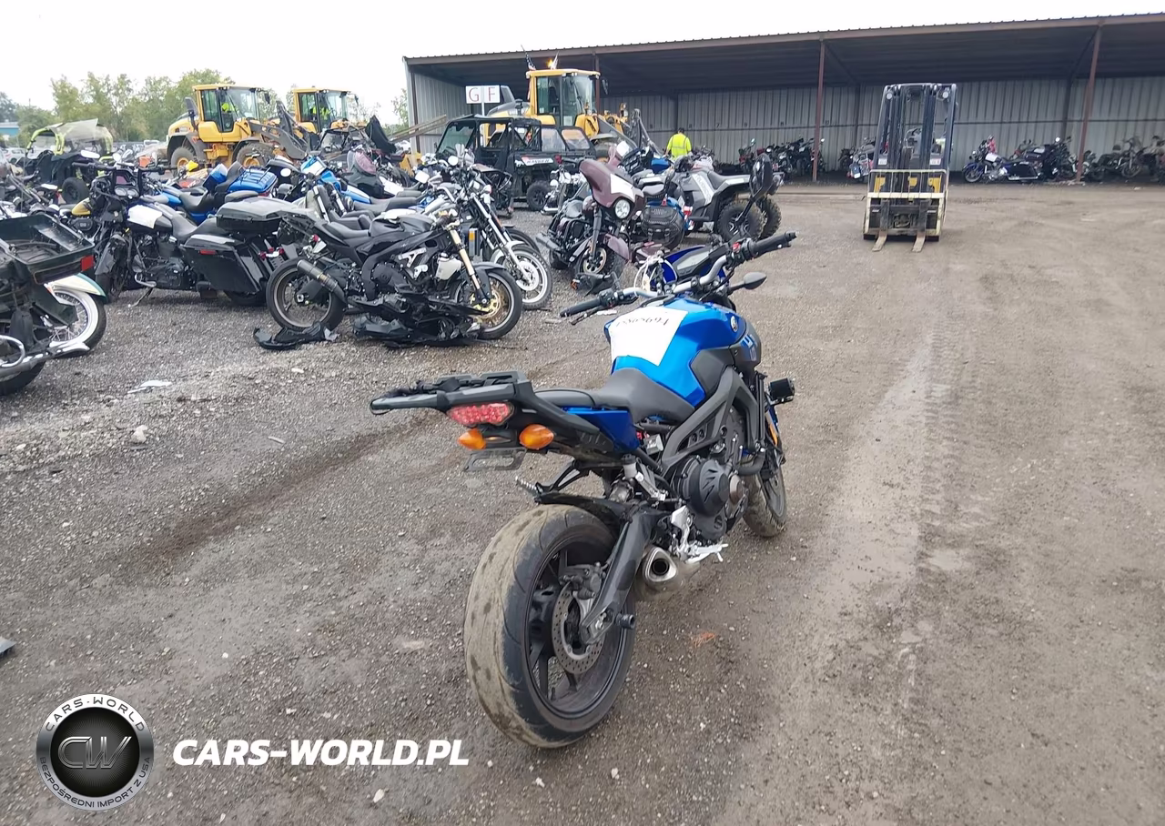 2016 Yamaha Fz09 VIN:JYARN33E8GA009384 - 4
