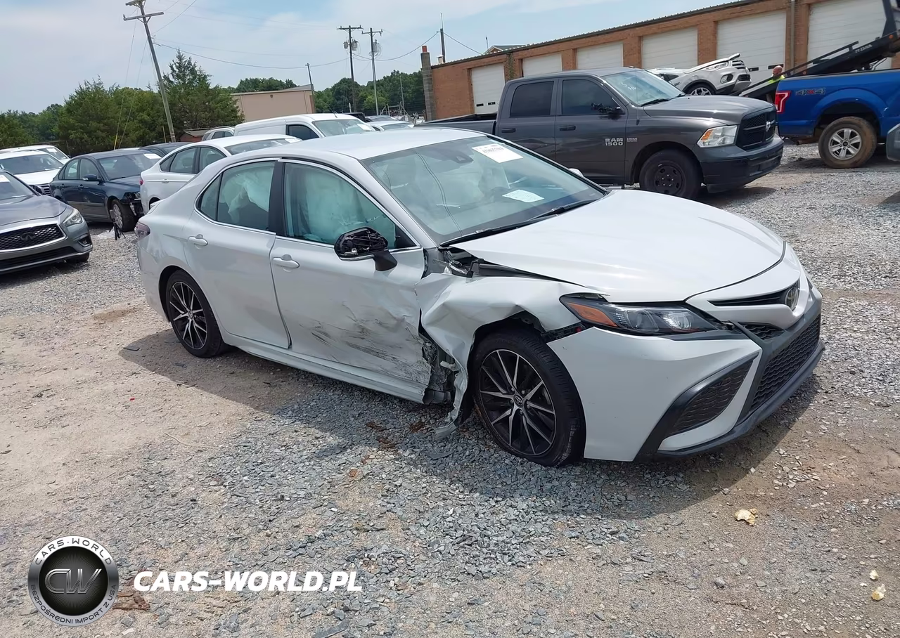 2023 Toyota Camry Se – zdjęcie 1 z 18