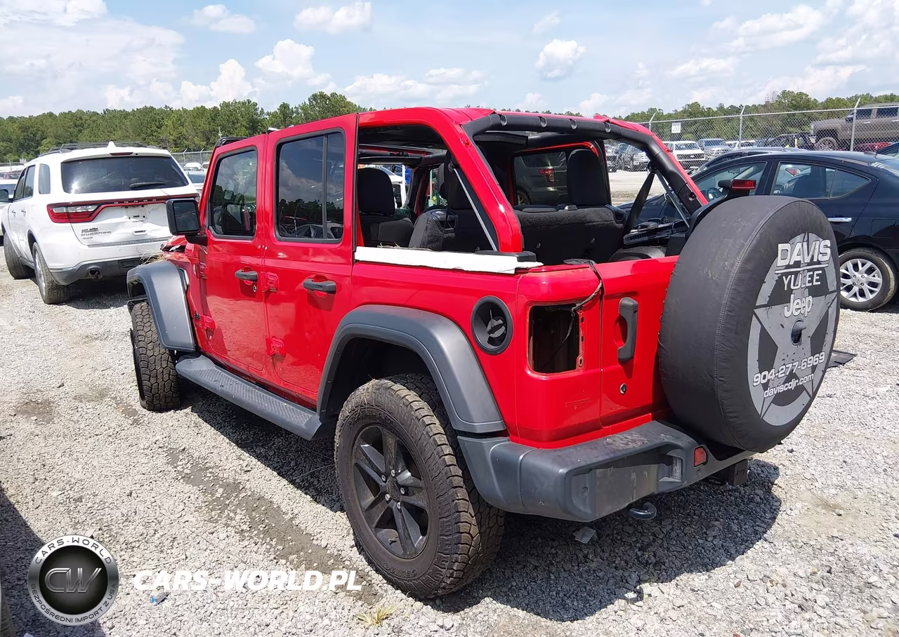 2020 Jeep Wrangler Unlimited Sport Altitude 4X4 VIN:1C4HJXDG8LW184766 - 3