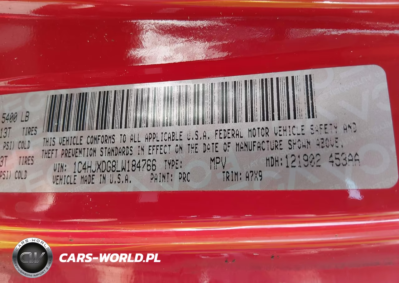 2020 Jeep Wrangler Unlimited Sport Altitude 4X4 VIN:1C4HJXDG8LW184766 - 9