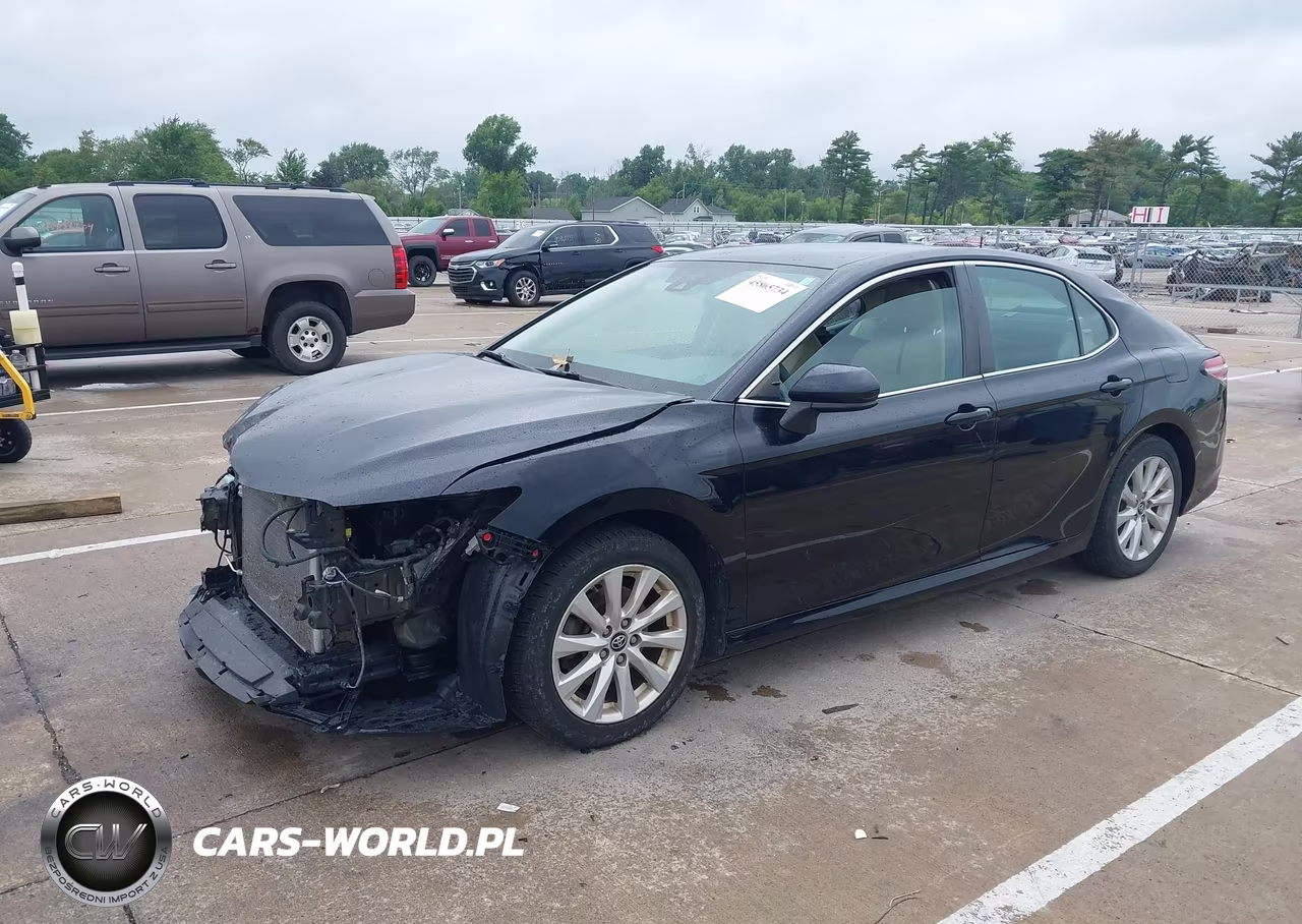 2019 Toyota Camry Le VIN:4T1B11HK0KU691507 - 2