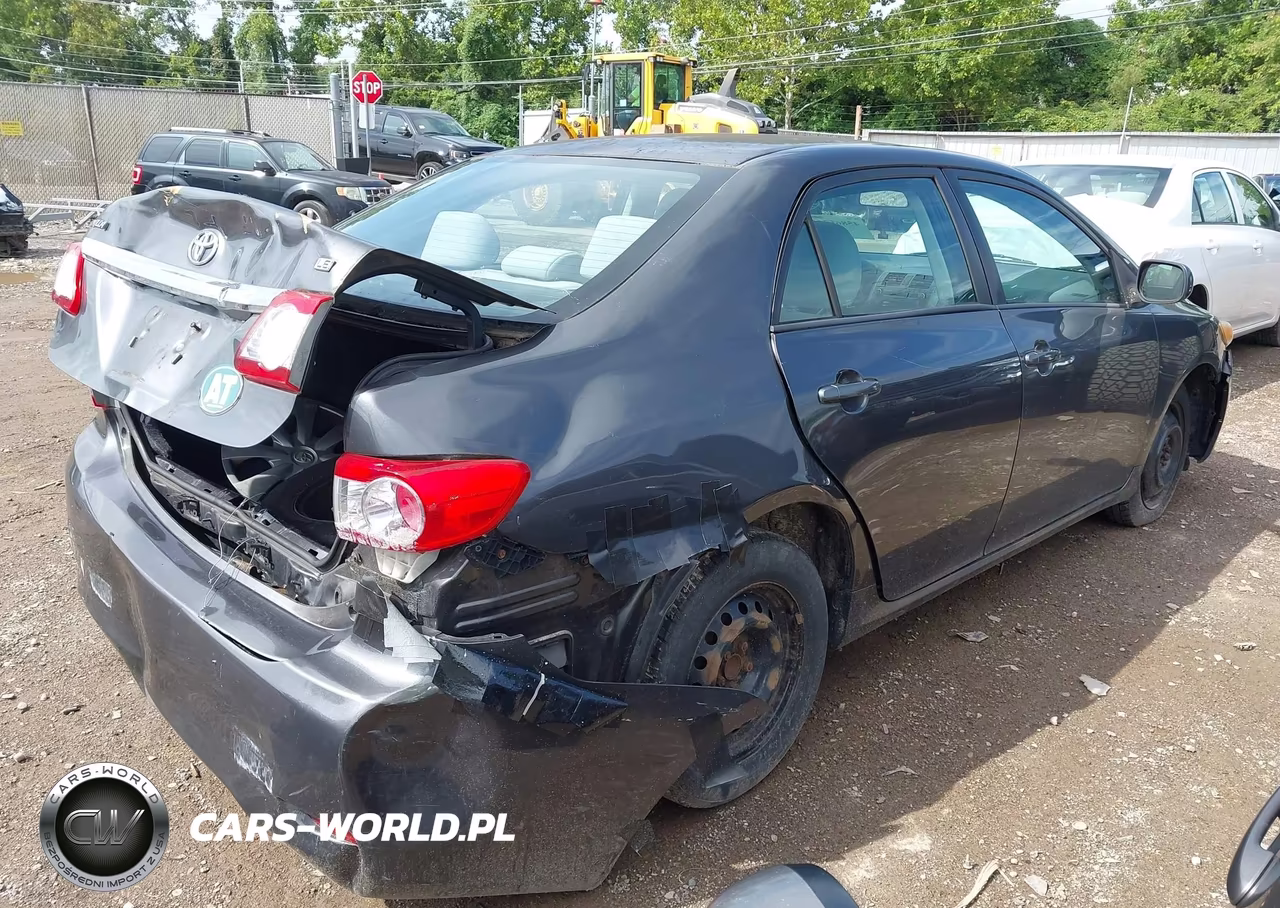 2011 Toyota Corolla Le VIN:2T1BU4EEXBC602194 - 4