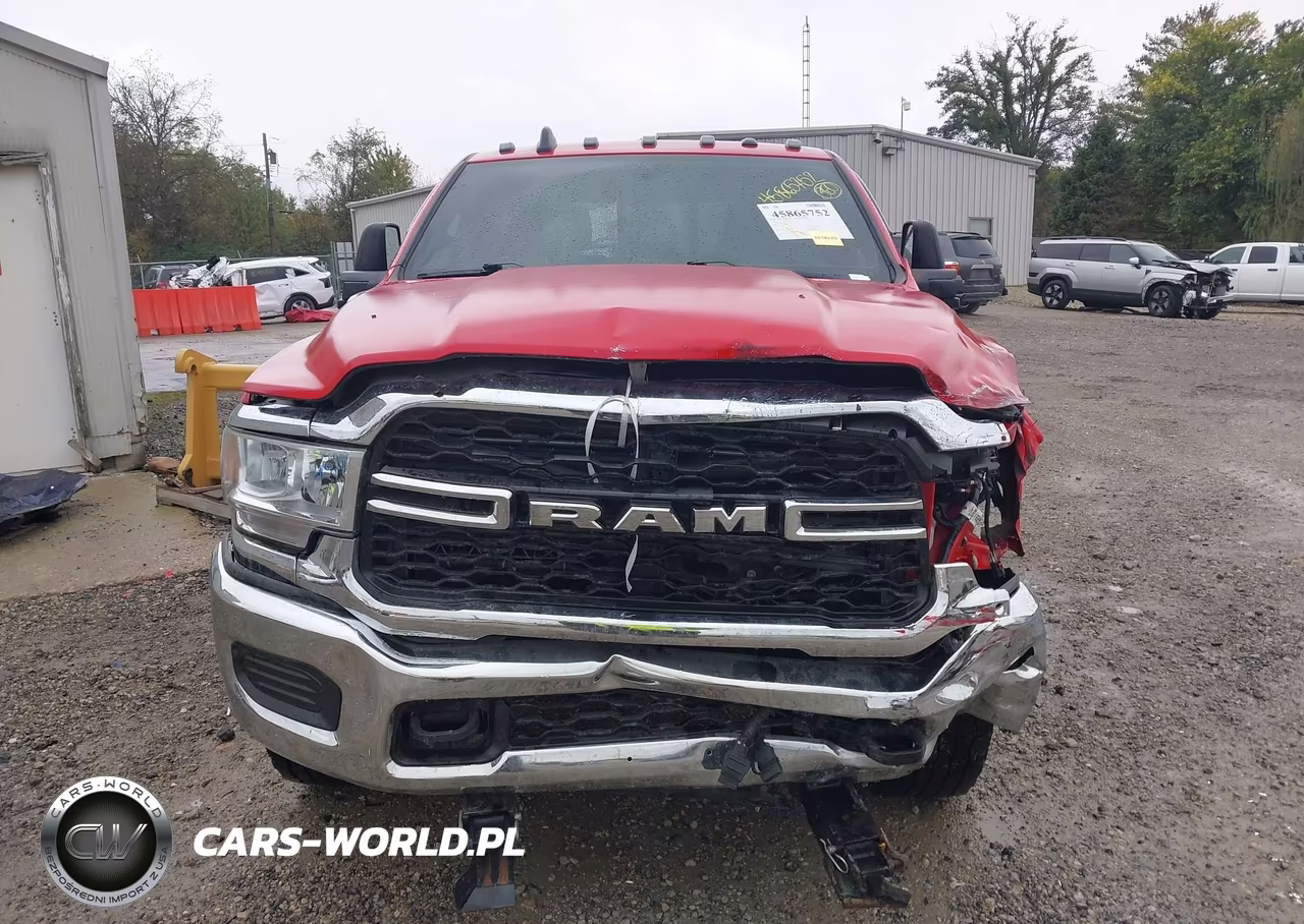 2023 Ram 3500 Tradesman 4X4 6'4 Box VIN:3C63R3CJXPG541630 - 13