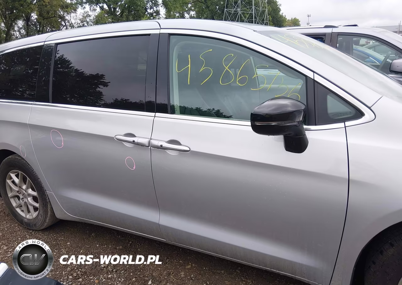 2024 Chrysler Pacifica Touring L VIN:2C4RC1BG2RR125406 - 14
