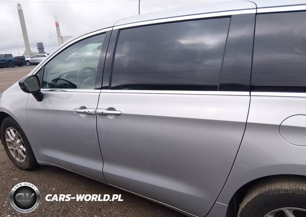 2024 Chrysler Pacifica Touring L VIN:2C4RC1BG2RR125406 - 15