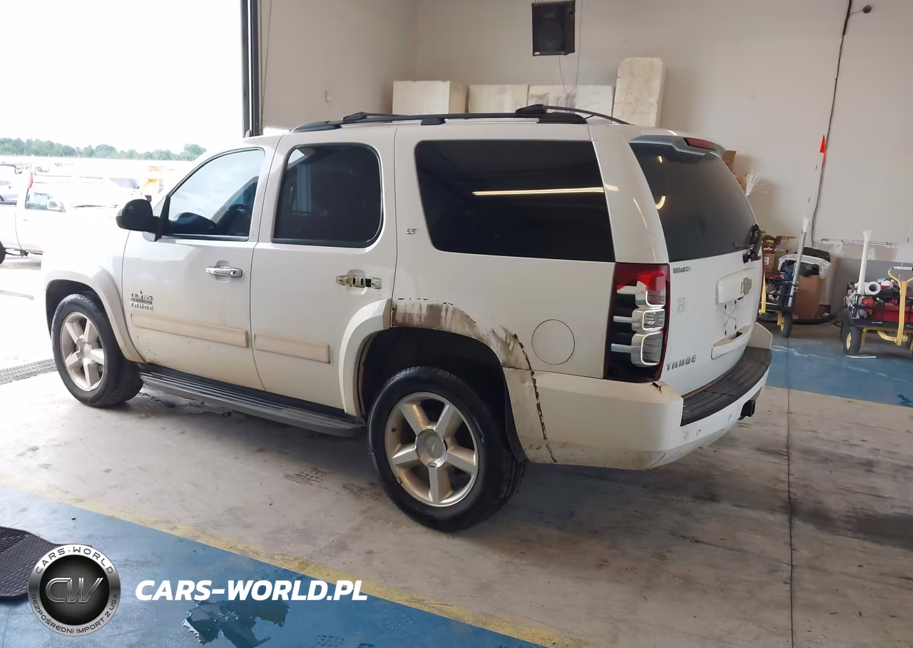 2011 Chevrolet Tahoe Lt VIN:1GNSCBE0XBR395119 - 3
