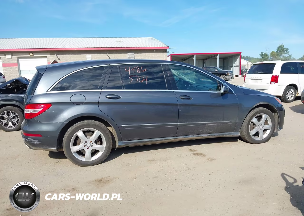 2011 Mercedes-Benz R 350 4Matic VIN:4JGCB6FE0BA117163 - 14