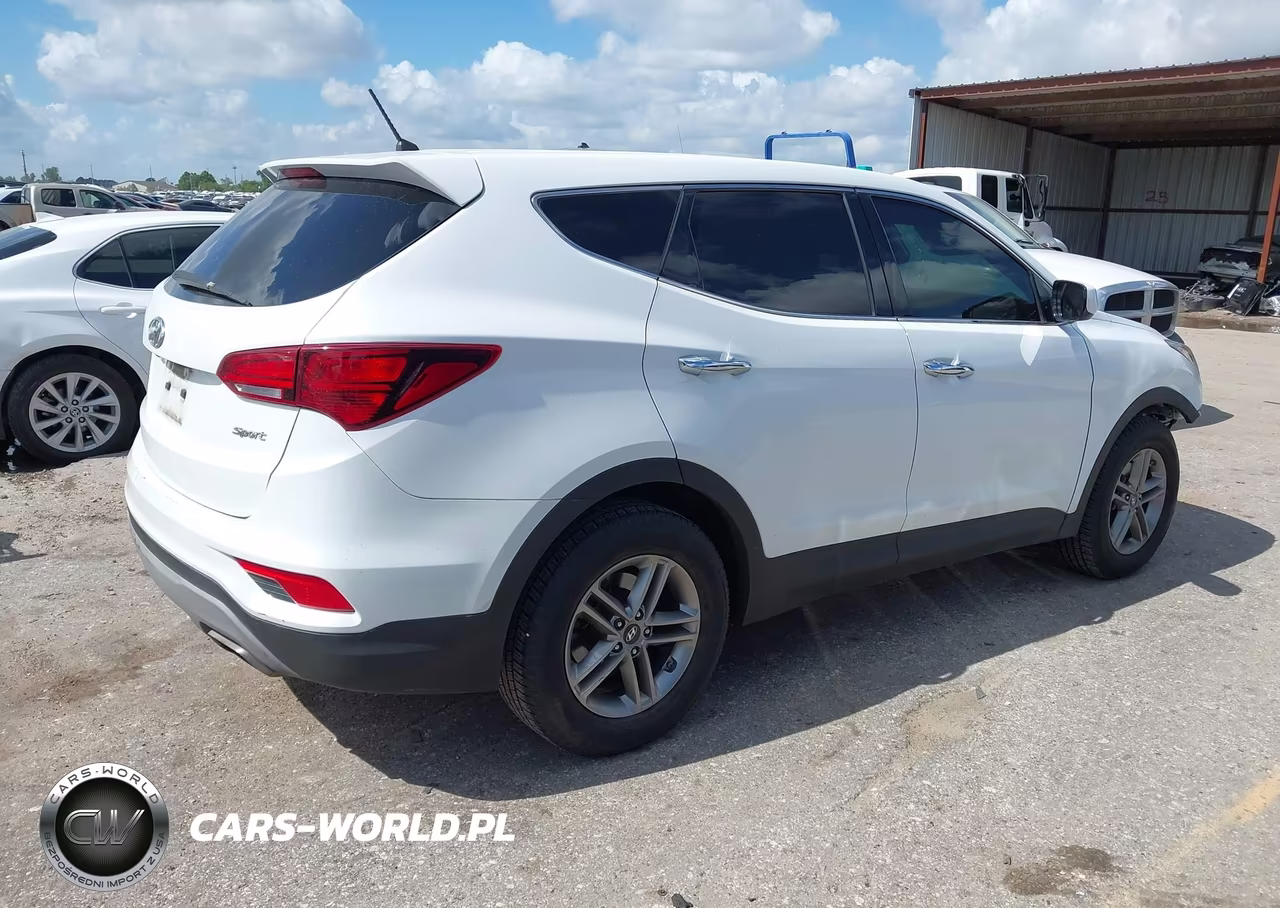 2018 Hyundai Santa Fe Sport 2.4L VIN:5NMZT3LB1JH096252 - 4
