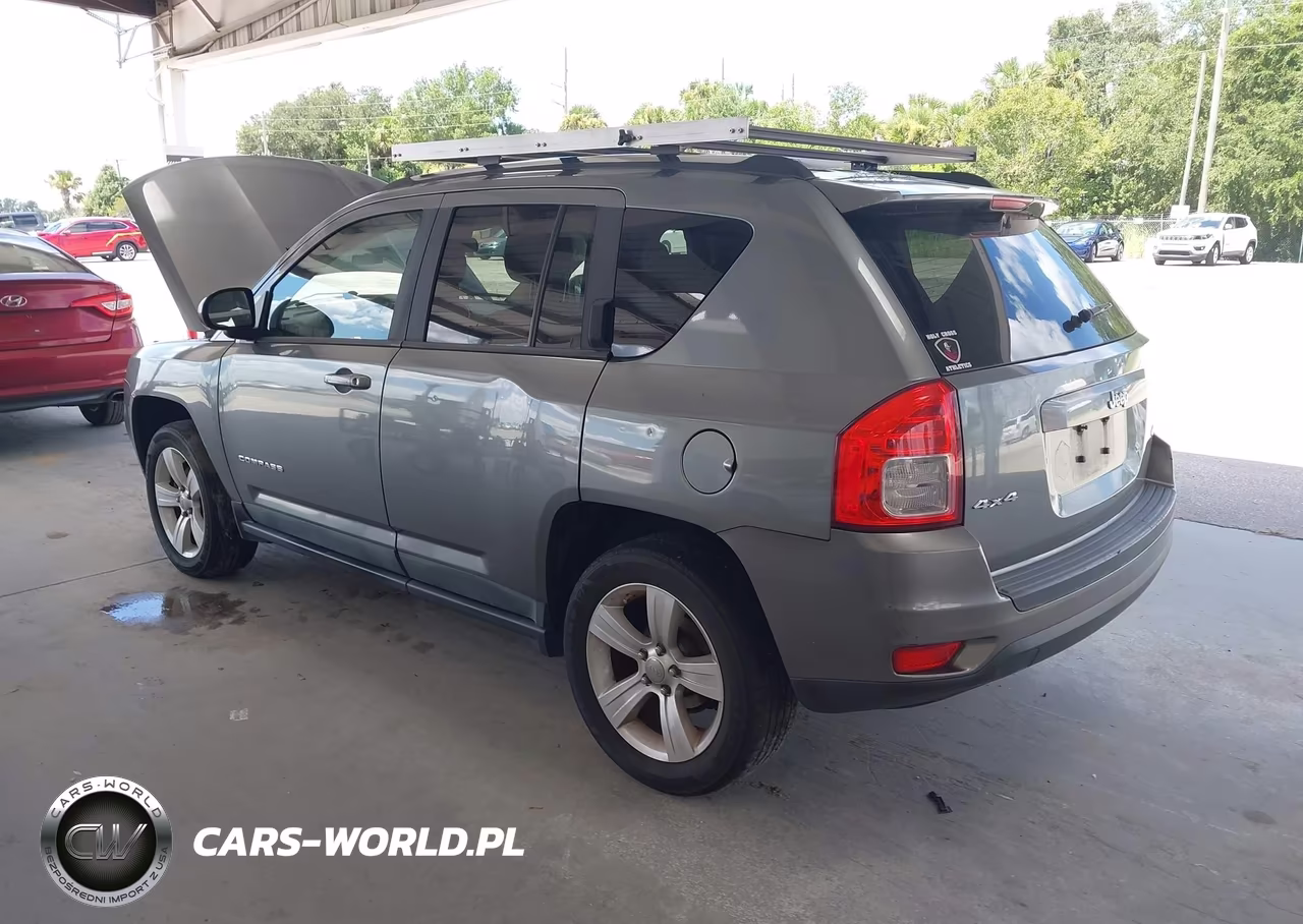 2011 Jeep Compass VIN:1J4NF1FB0BD266353 - 3