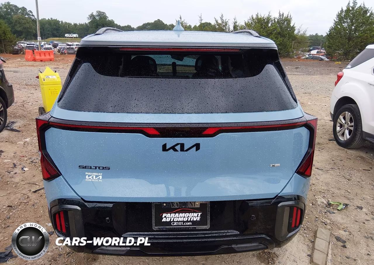 2027 Kia Seltos VIN:KNDEECD73V7010021 - 17