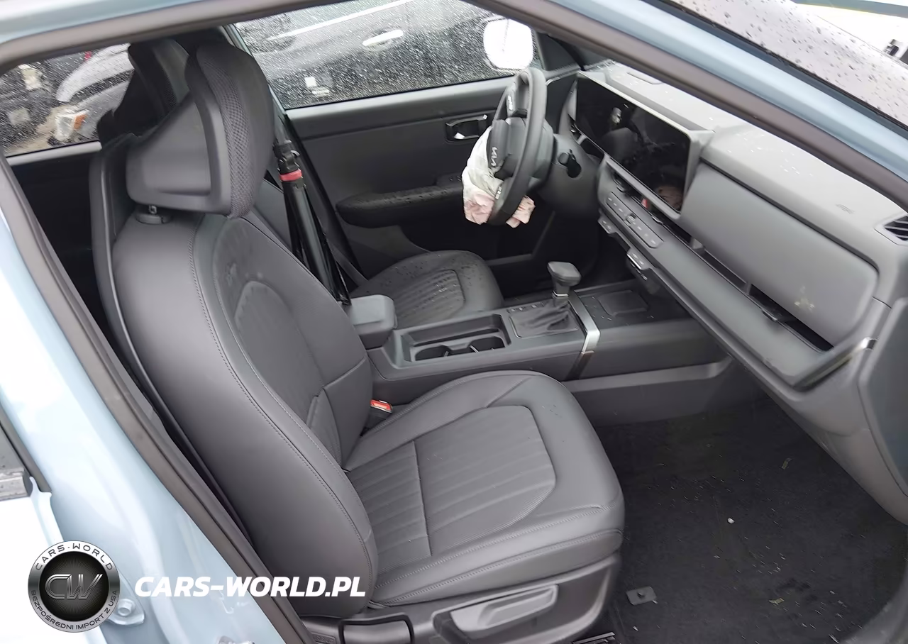 2027 Kia Seltos VIN:KNDEECD73V7010021 - 5