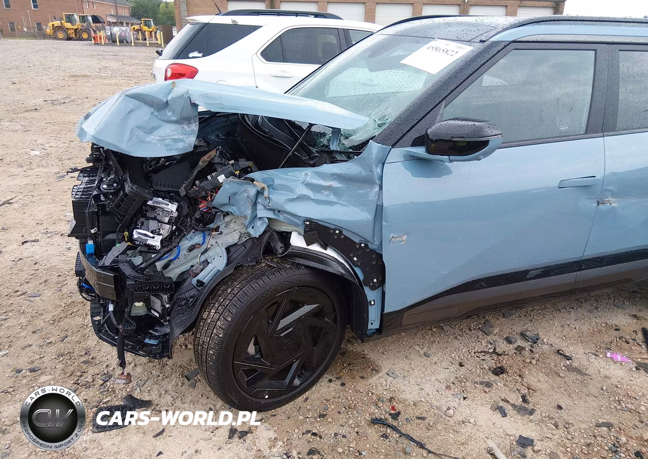 2027 Kia Seltos VIN:KNDEECD73V7010021 - 6