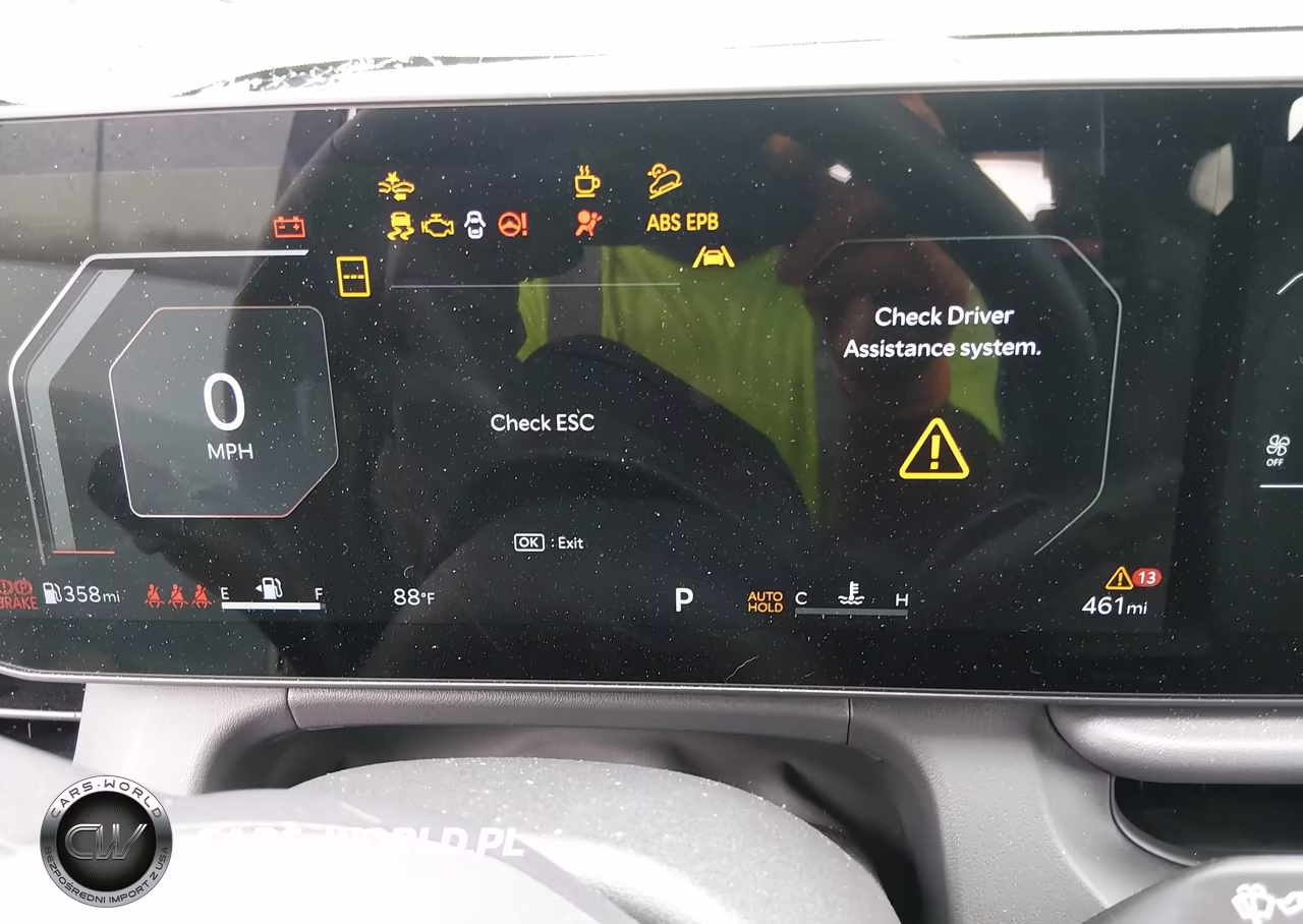 2027 Kia Seltos VIN:KNDEECD73V7010021 - 7