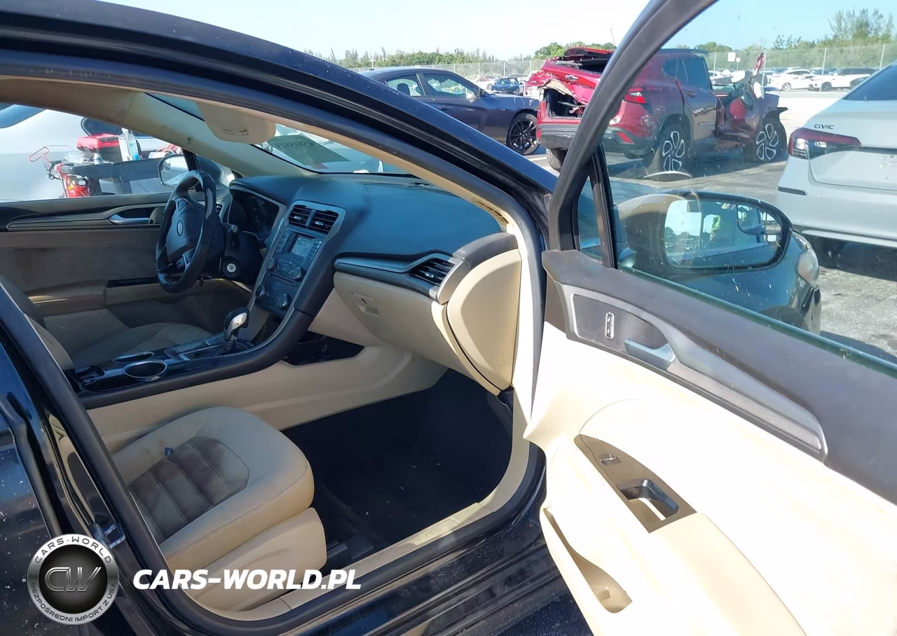 2013 Ford Fusion Se VIN:3FA6P0H77DR111048 - 5