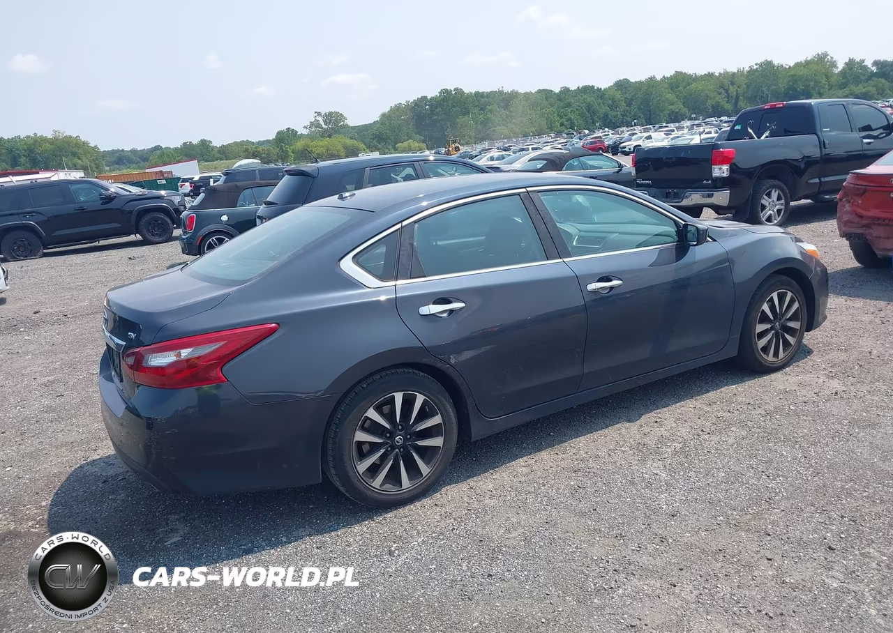 2018 Nissan Altima 2.5 Sv VIN:1N4AL3AP5JC123565 - 4