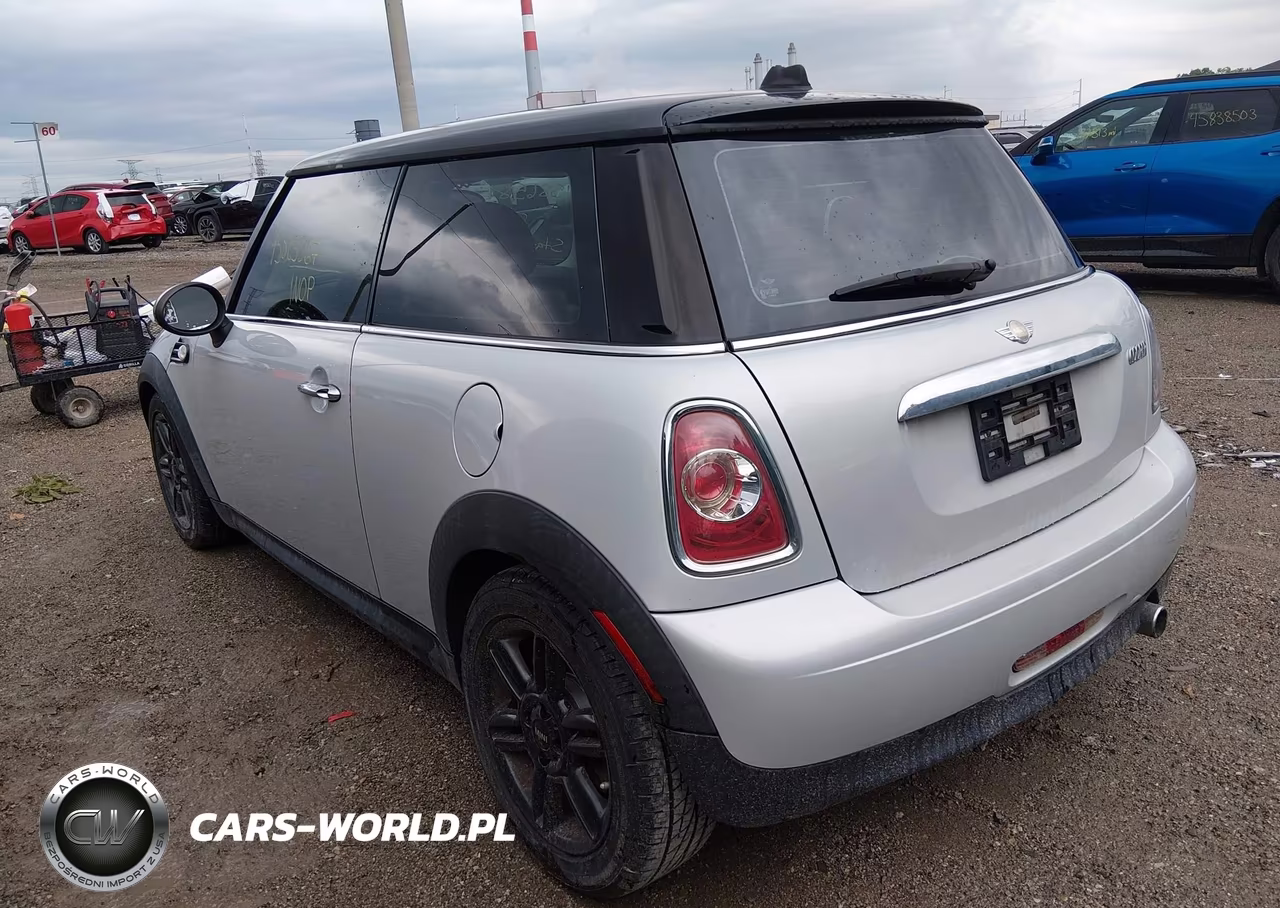 2013 Mini Hardtop Cooper VIN:WMWSU3C5XDT373036 - 3