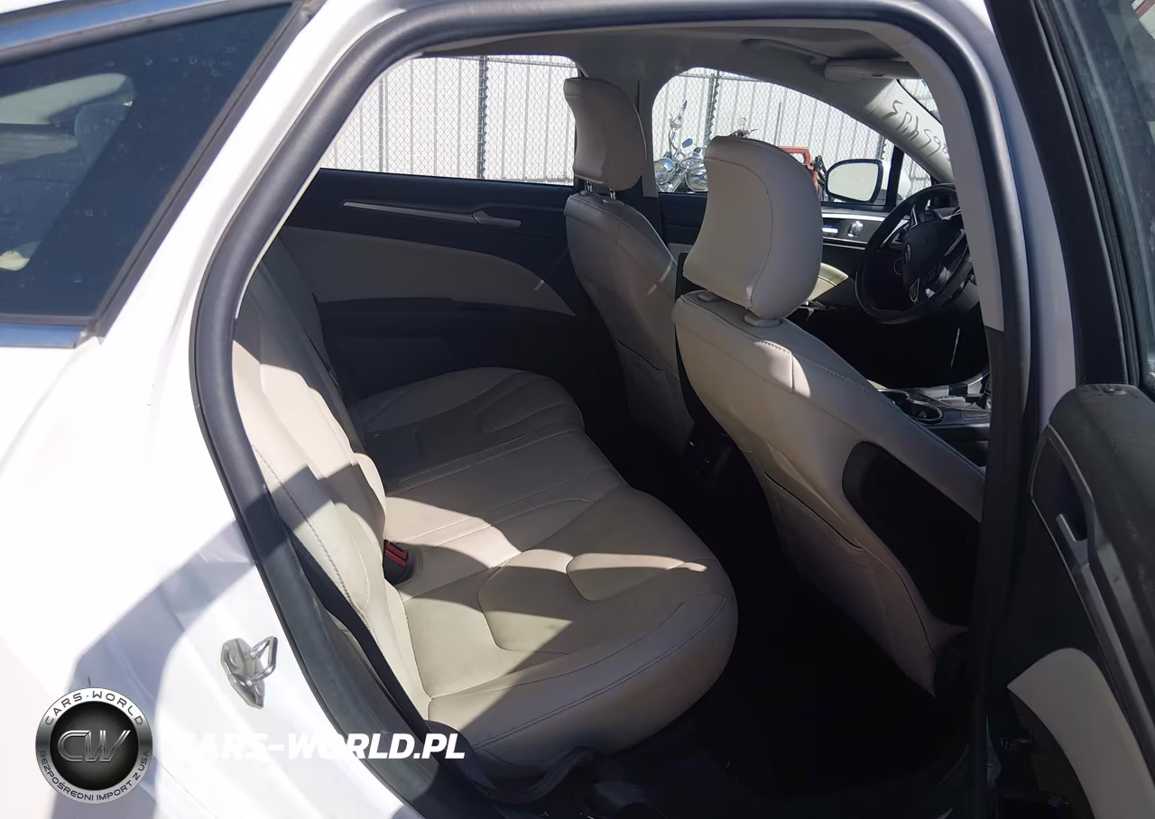 2016 Ford Fusion Titanium VIN:3FA6P0K90GR253899 - 8