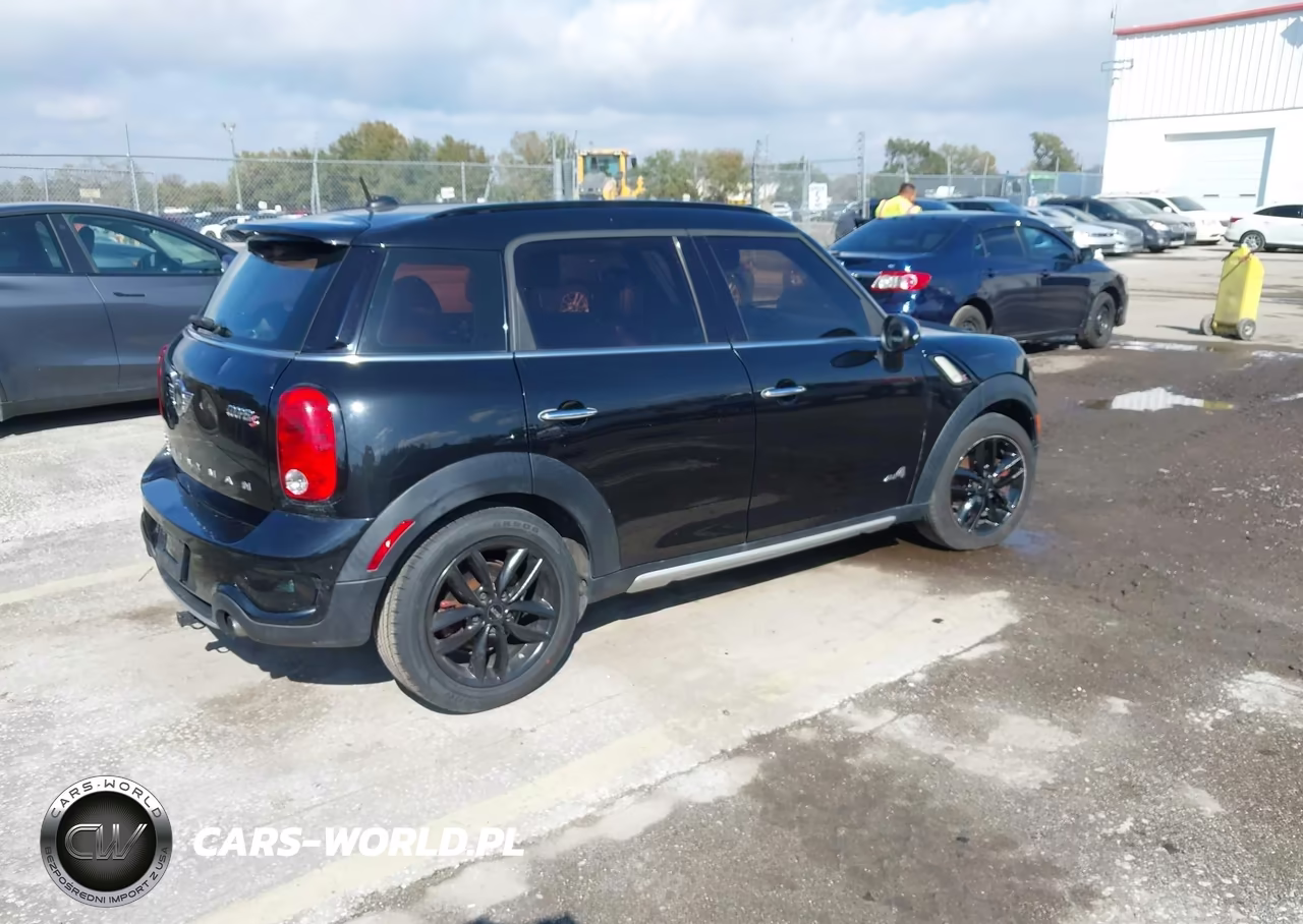 2016 Mini Countryman Cooper S VIN:WMWZC5C51GWT38885 - 4