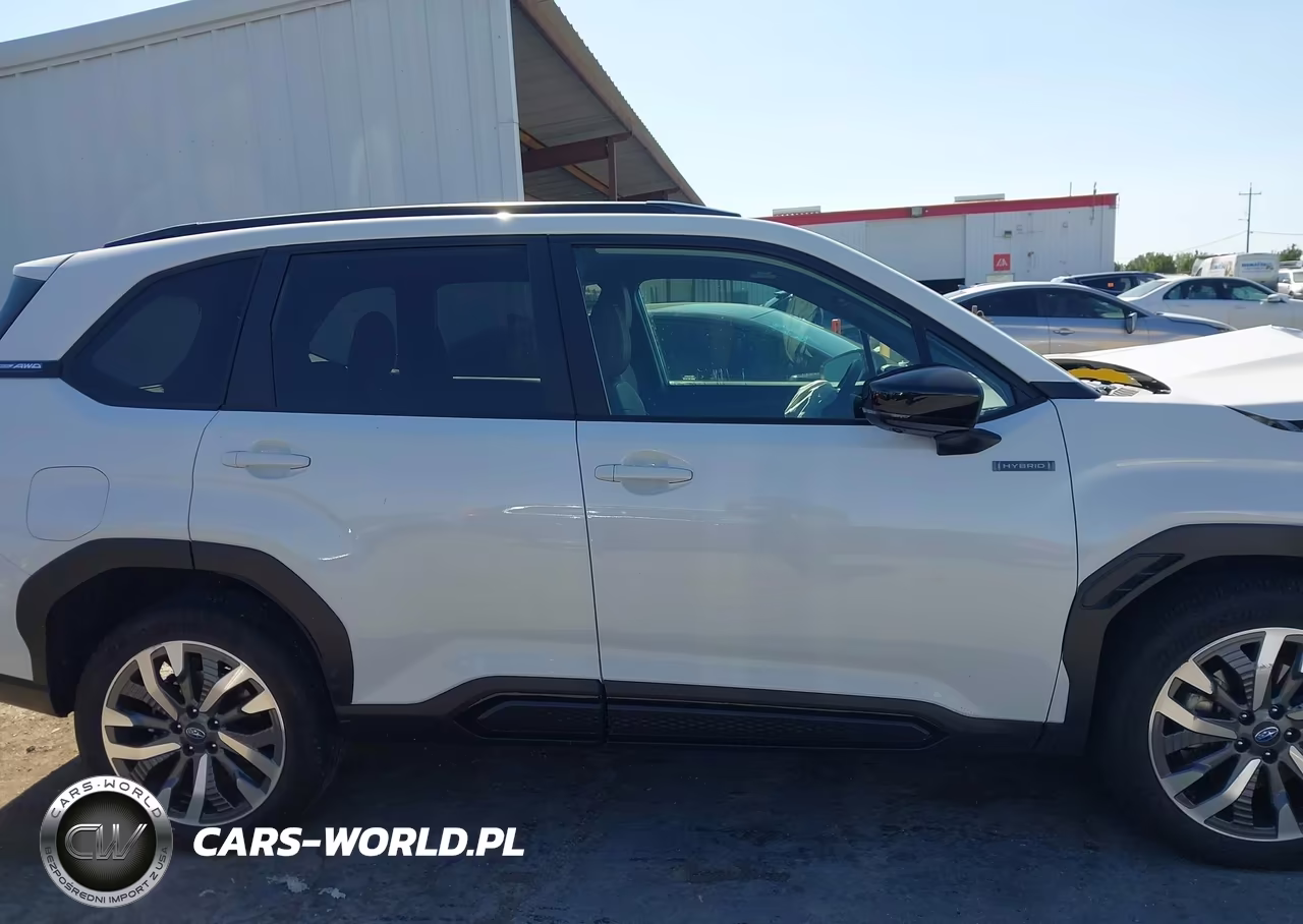 2025 Subaru Forester Touring Hybrid VIN:JF2SLSTD2SH439703 - 16