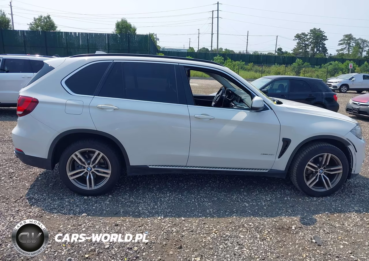 2015 BMW X5 xDrive35I VIN:5UXKR0C59F0K58773 - 13