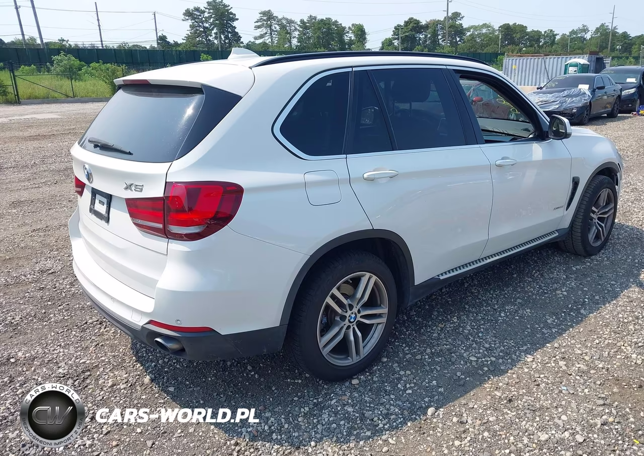 2015 BMW X5 xDrive35I VIN:5UXKR0C59F0K58773 - 4