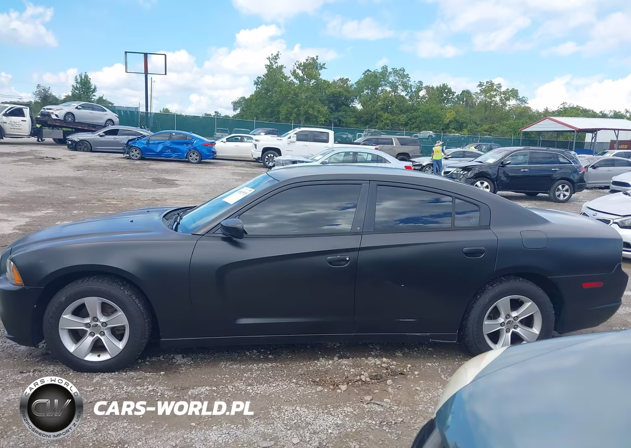 2011 Dodge Charger VIN:2B3CL3CG6BH525692 - 14