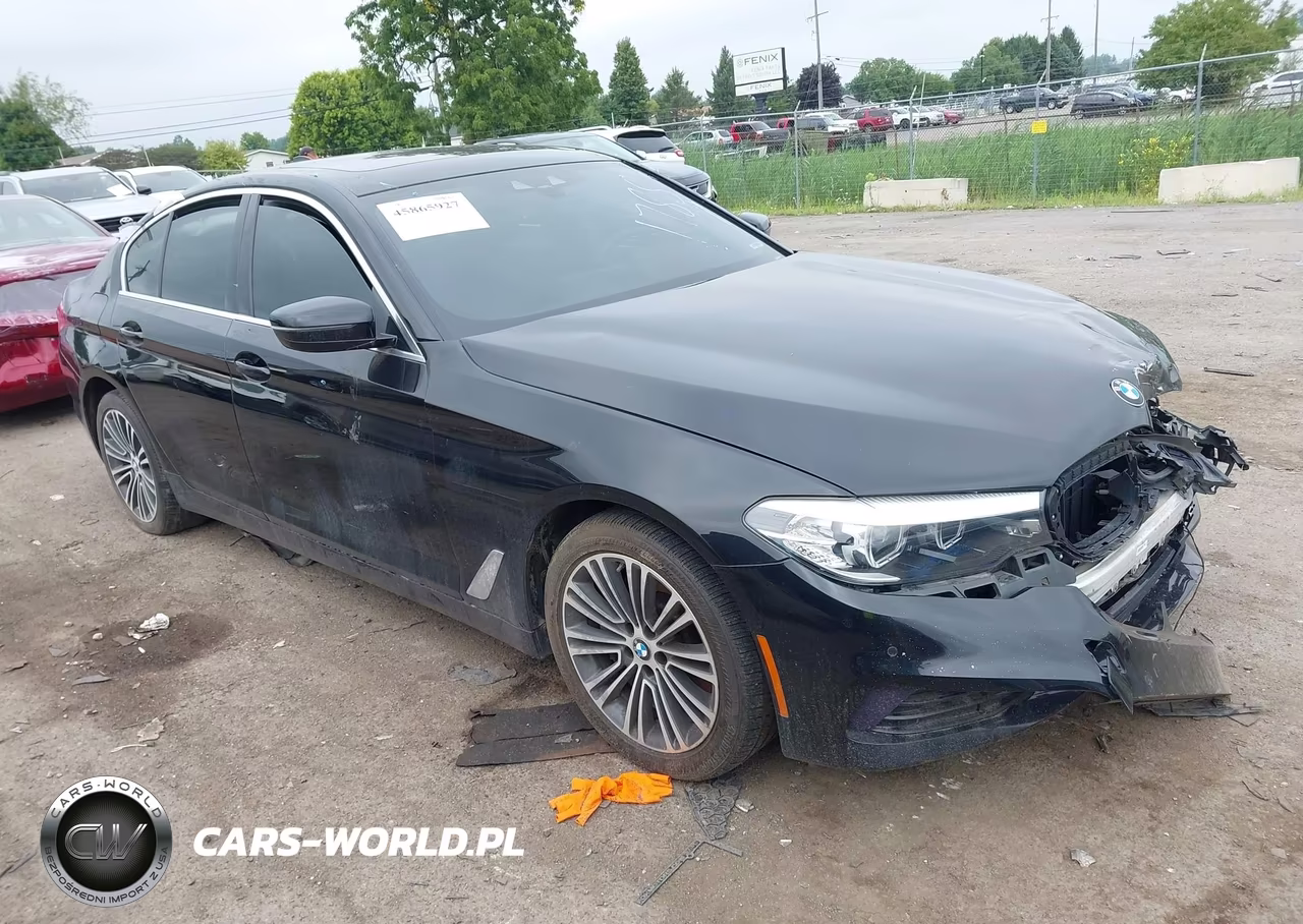 2019 BMW 5 Series 530I xDrive – zdjęcie 1 z 17
