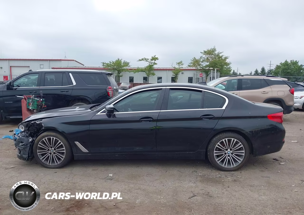 2019 BMW 5 Series 530I xDrive VIN:WBAJA7C50KWW09877 - 14