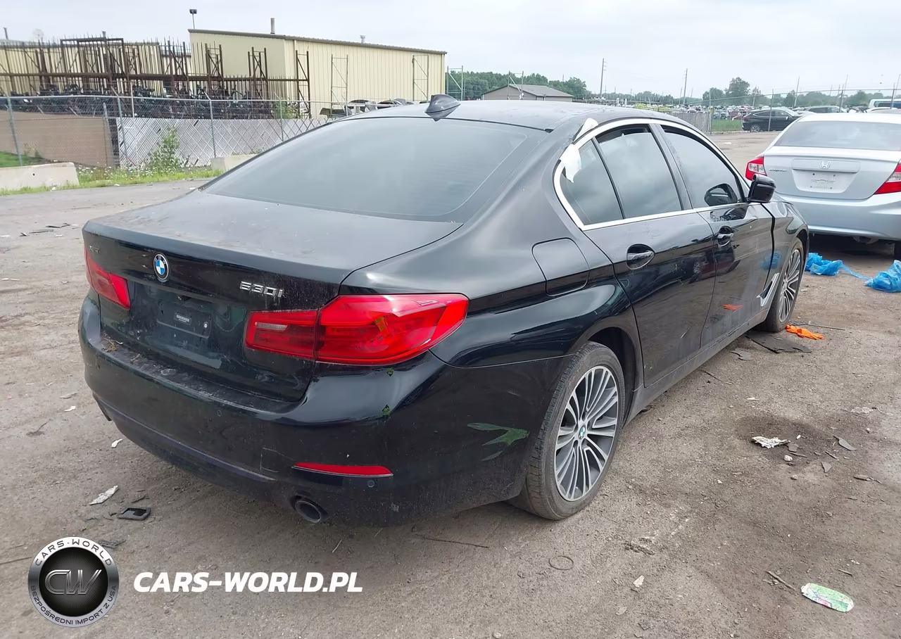 2019 BMW 5 Series 530I xDrive VIN:WBAJA7C50KWW09877 - 4