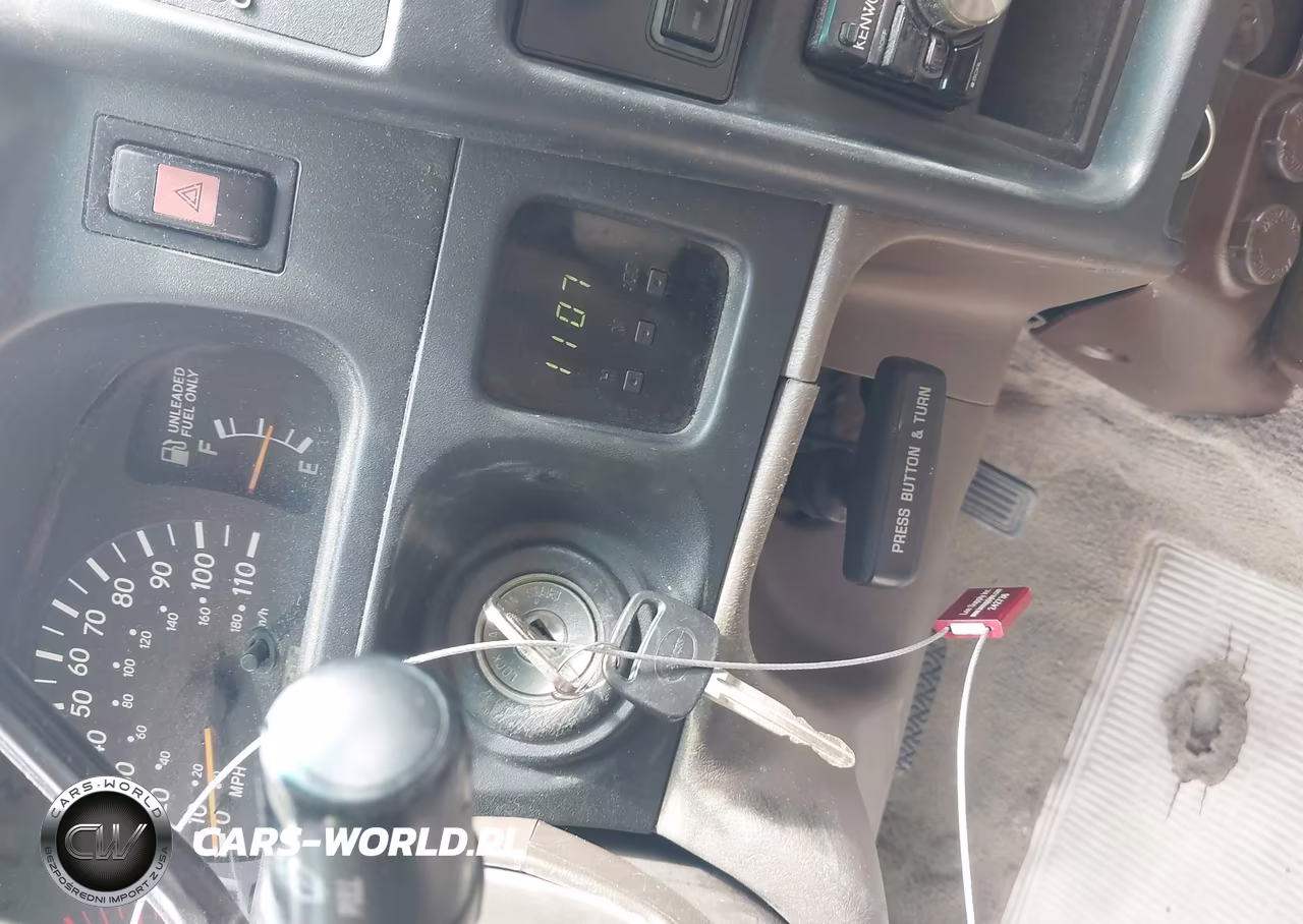 1998 Toyota Tacoma VIN:4TAVL52N2WZ028546 - 11