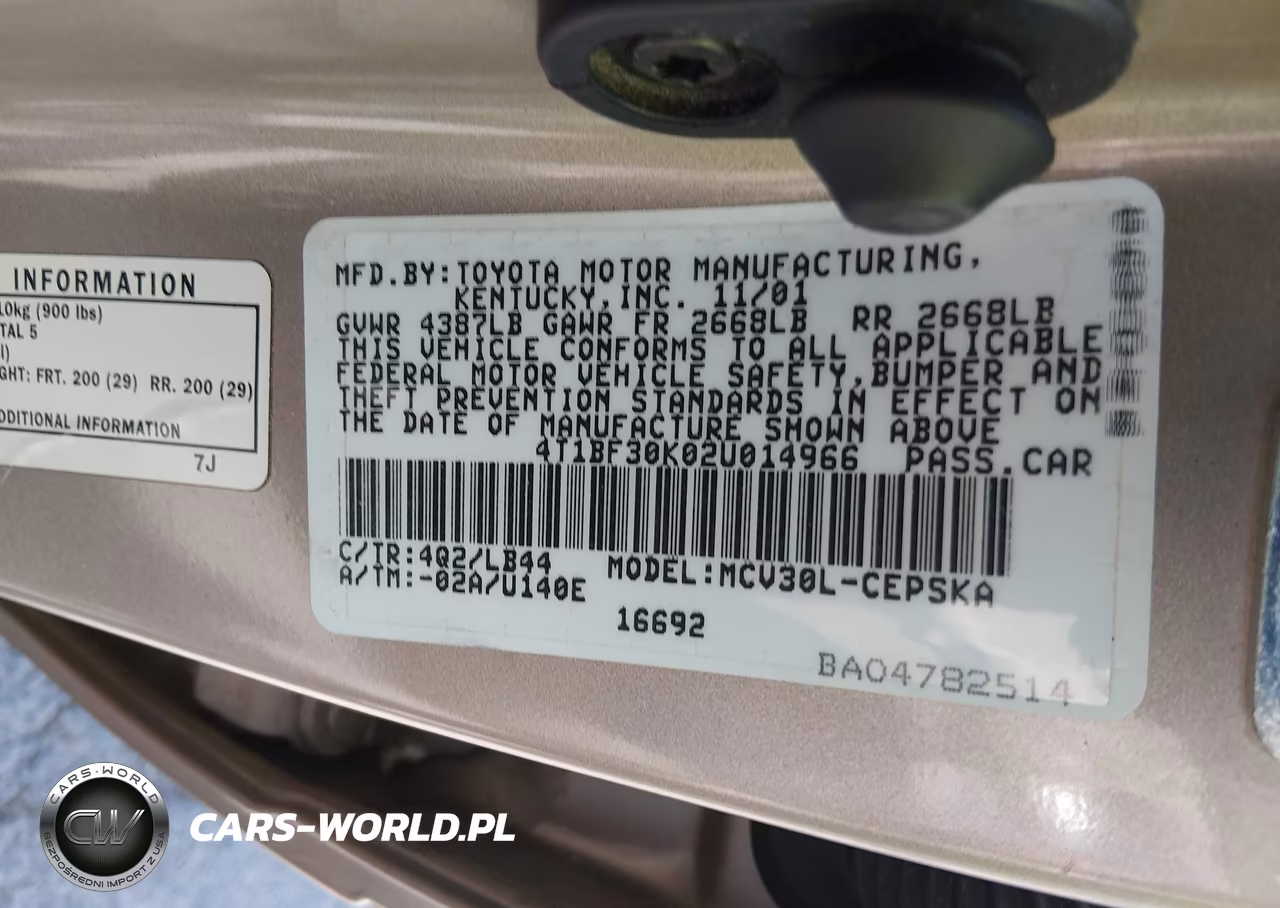 2002 Toyota Camry Se VIN:4T1BF30K02U014966 - 9