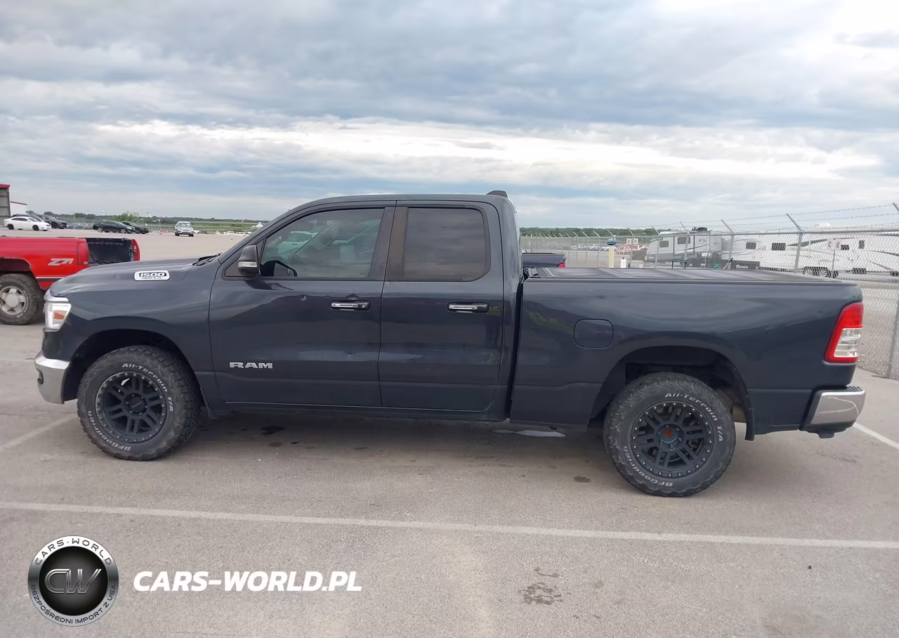 2020 Ram 1500 Big Horn 4X4 6'4 Box VIN:1C6SRFBT1LN198451 - 14